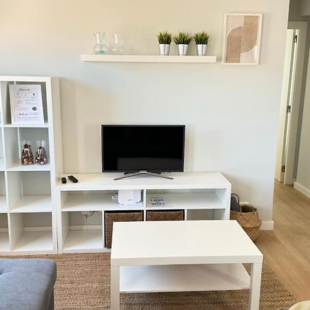Acogedor Apartamento En Ronda Outeiro 210 ア・コルーニャ エクステリア 写真