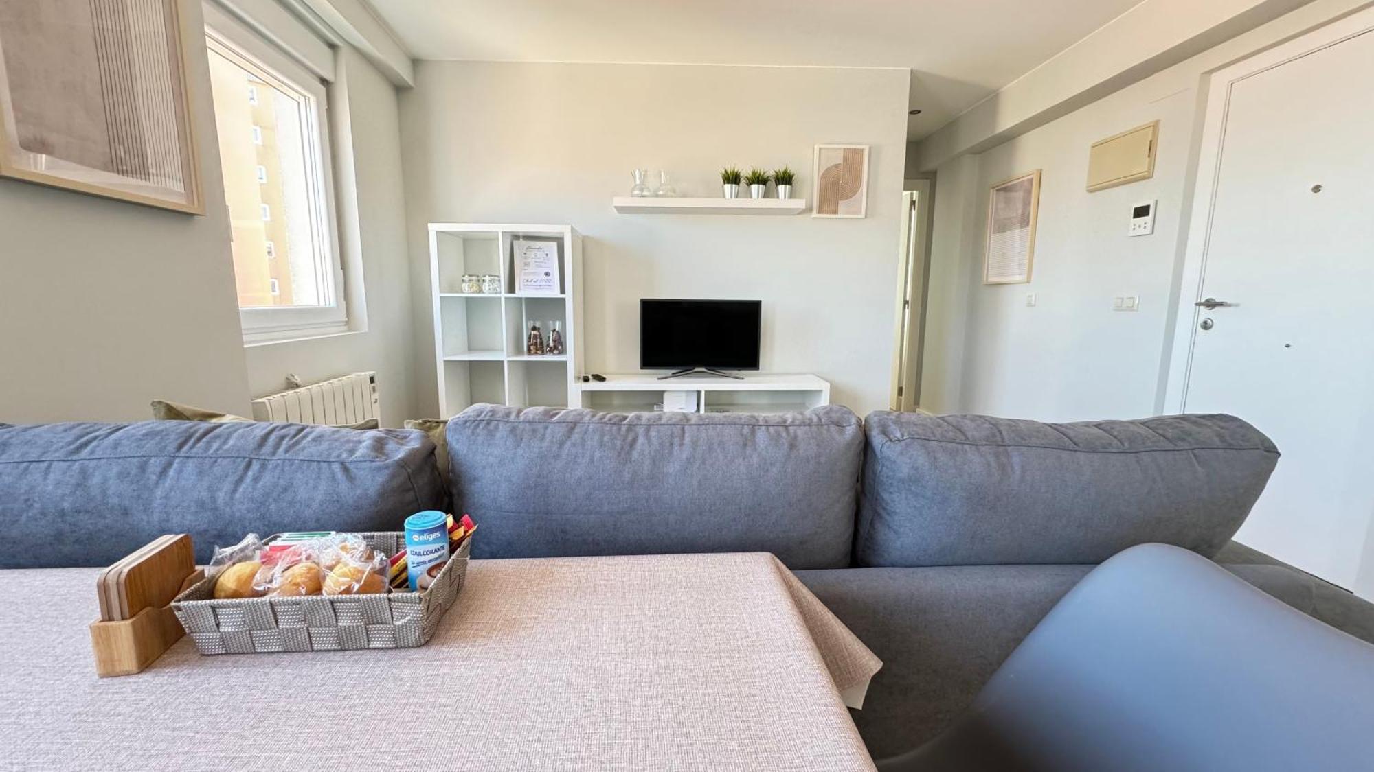Acogedor Apartamento En Ronda Outeiro 210 ア・コルーニャ エクステリア 写真